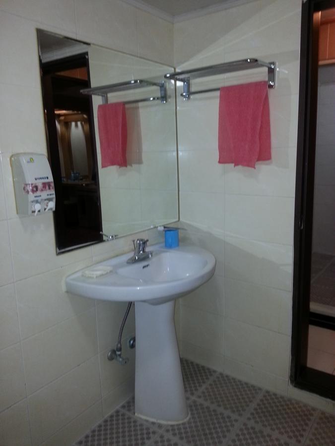 Alibaba Motel Busan Rum bild