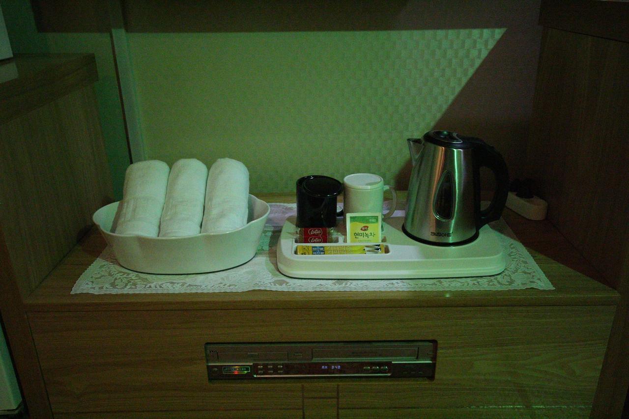 Alibaba Motel Busan Rum bild
